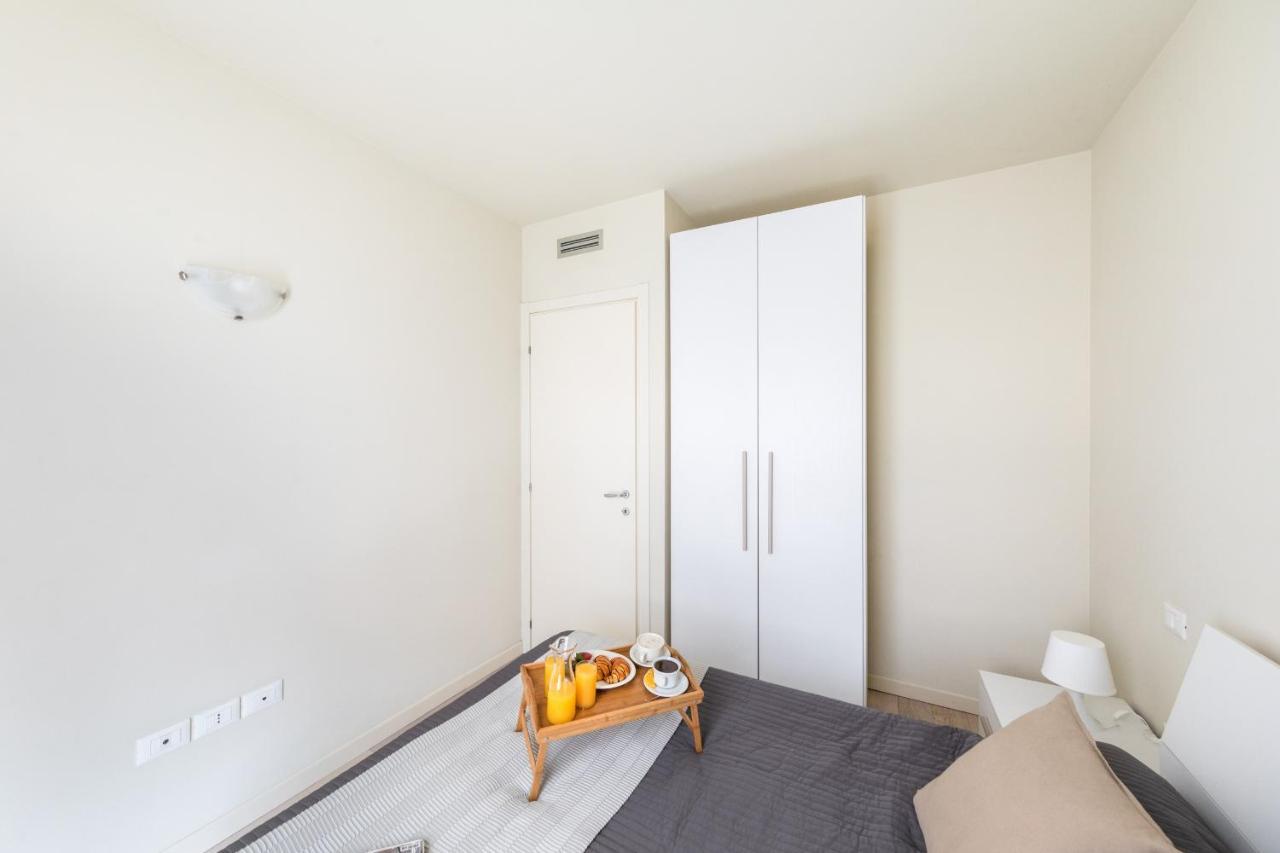 La Romantica Holiday Home By Wonderful Italy Manerba del Garda Exterior foto